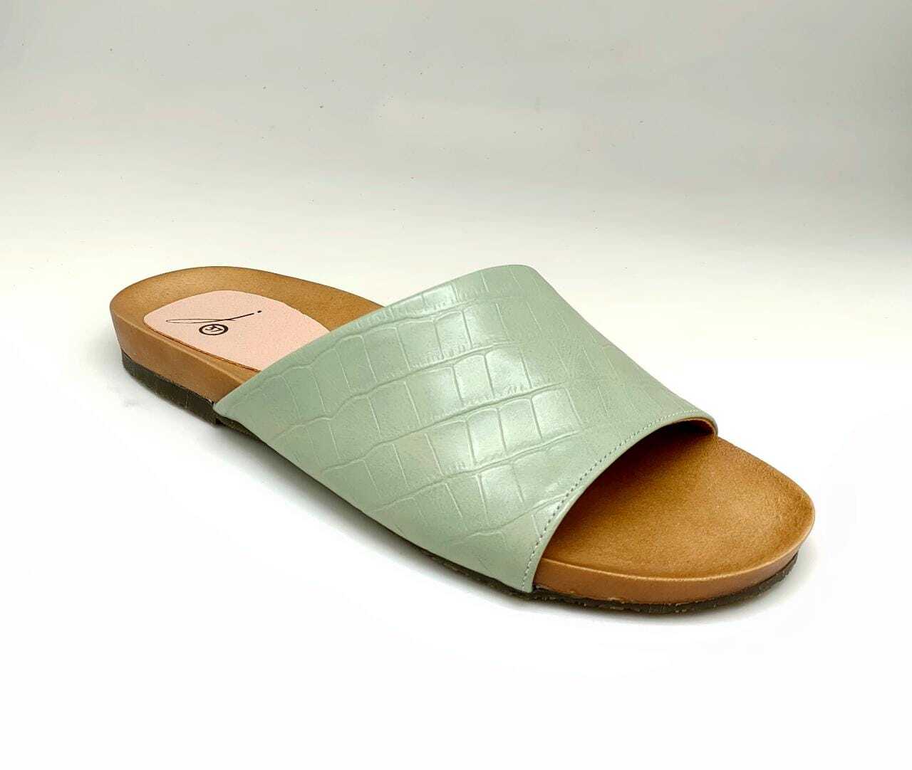 Green Slip On Textured Slipper