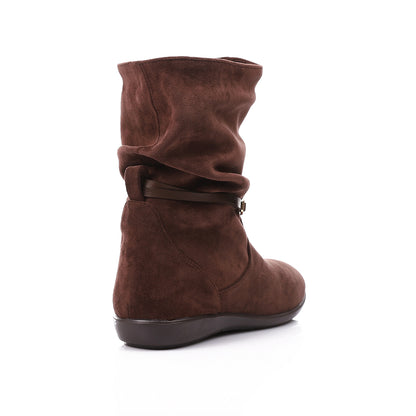 Oval Toecap Shape Suede Boots