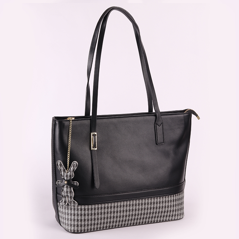 Hand Bag With Checkered Patterned