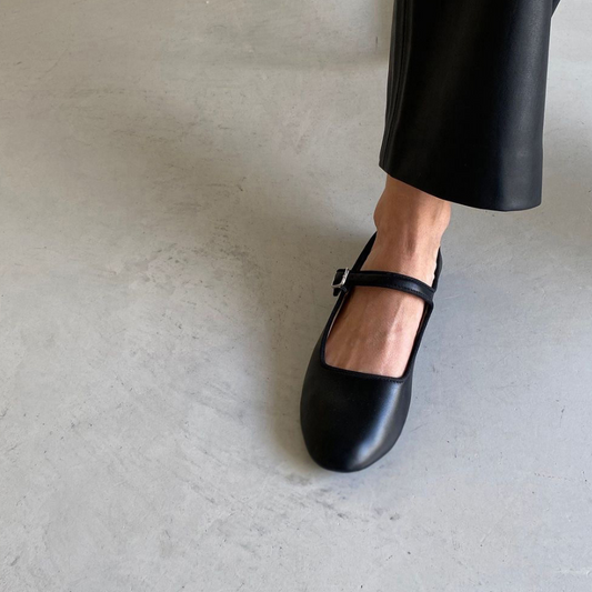 Bailatira Black Flats (Round-Toe)