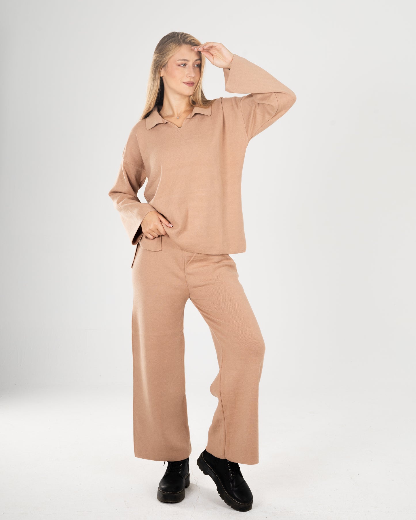 Knitted Pullover & Pants Set - Caramel