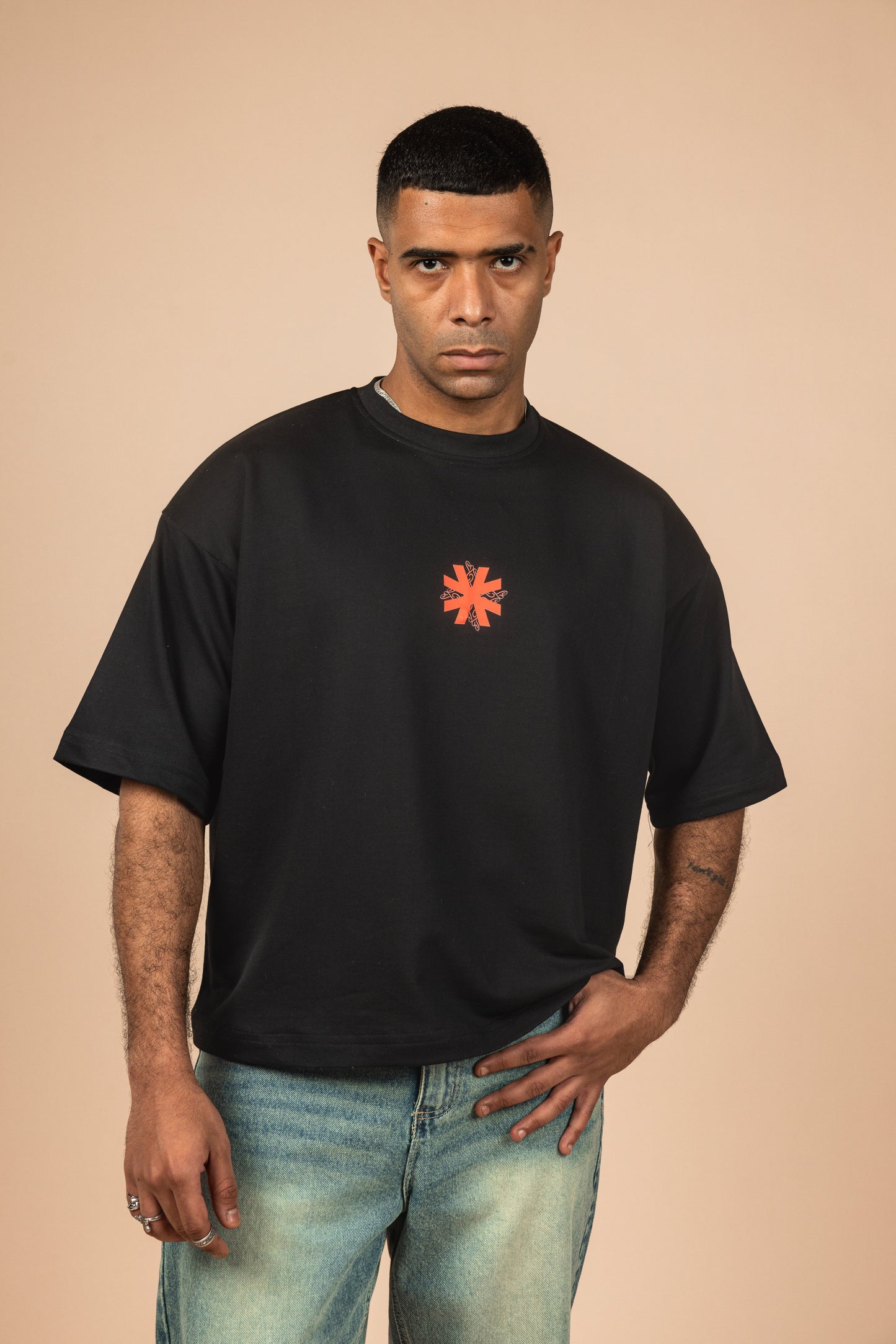Unconventional Boxy Fit Tee - Black