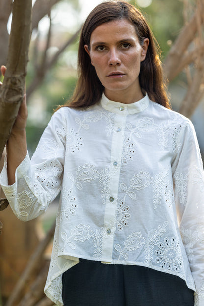 Broderie Blouse