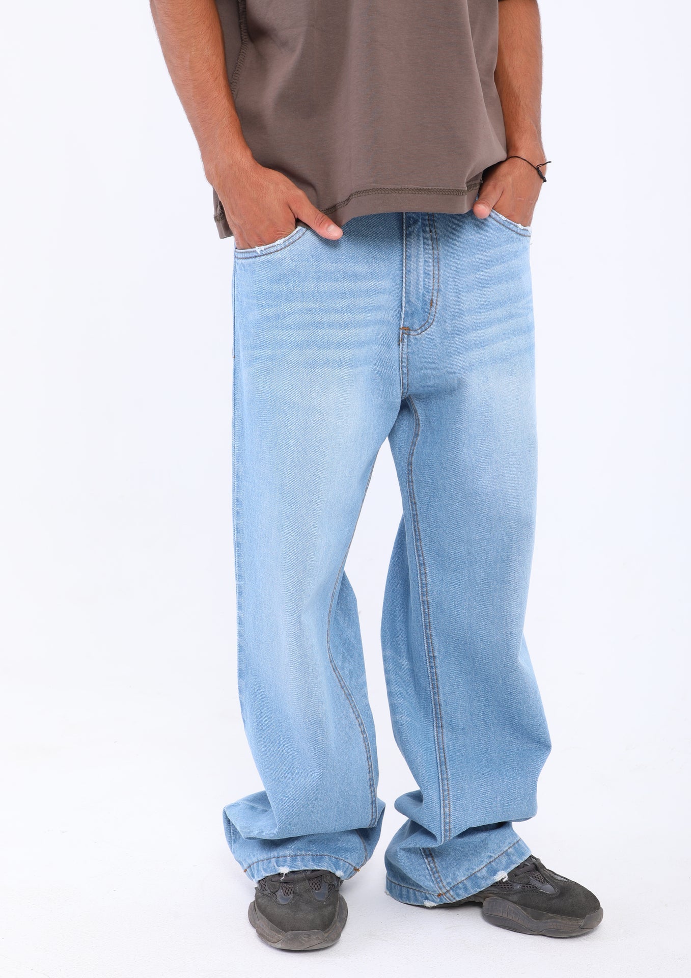 Wide Leg Jeans - Light Blue