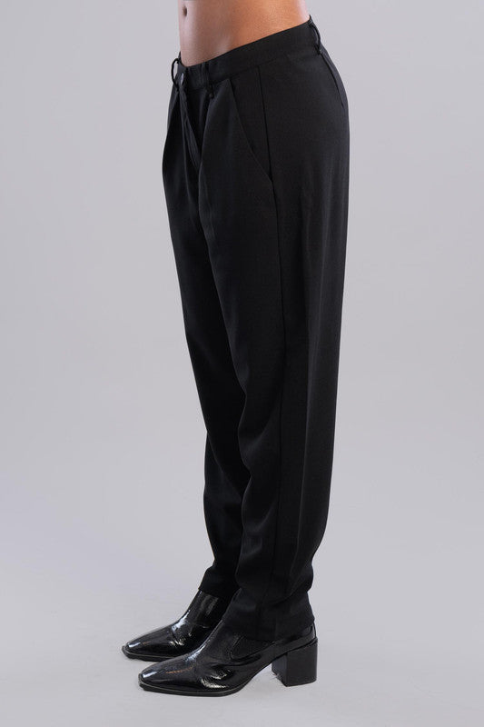 Cotton-Lycra Classic Pleated Pants - Black