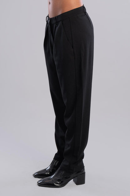 Cotton-Lycra Classic Pleated Pants - Black