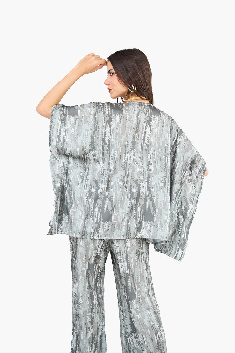 Effortless Printed Kimono