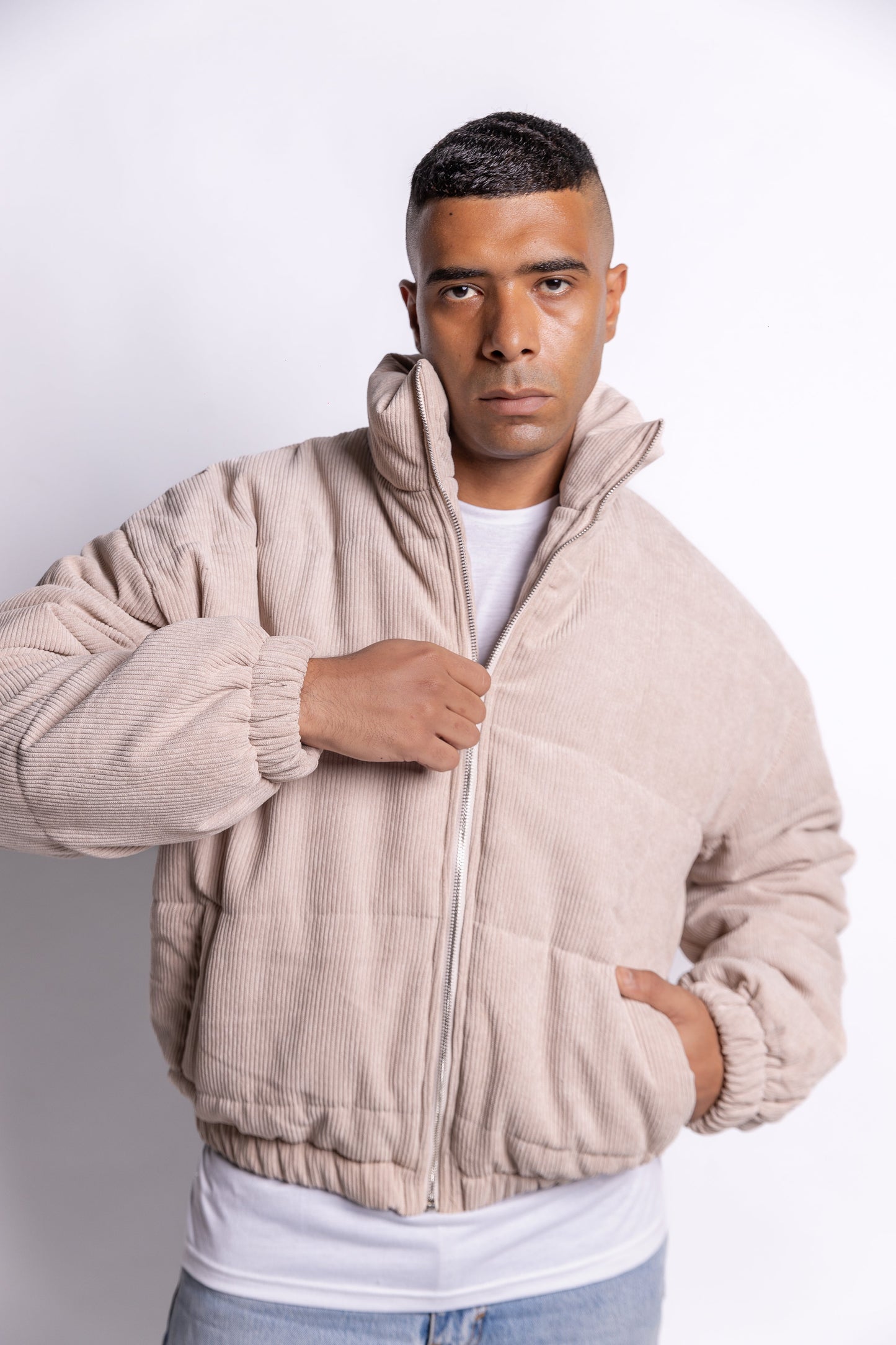 Cropped Corduroy Puffer Jacket - Creme