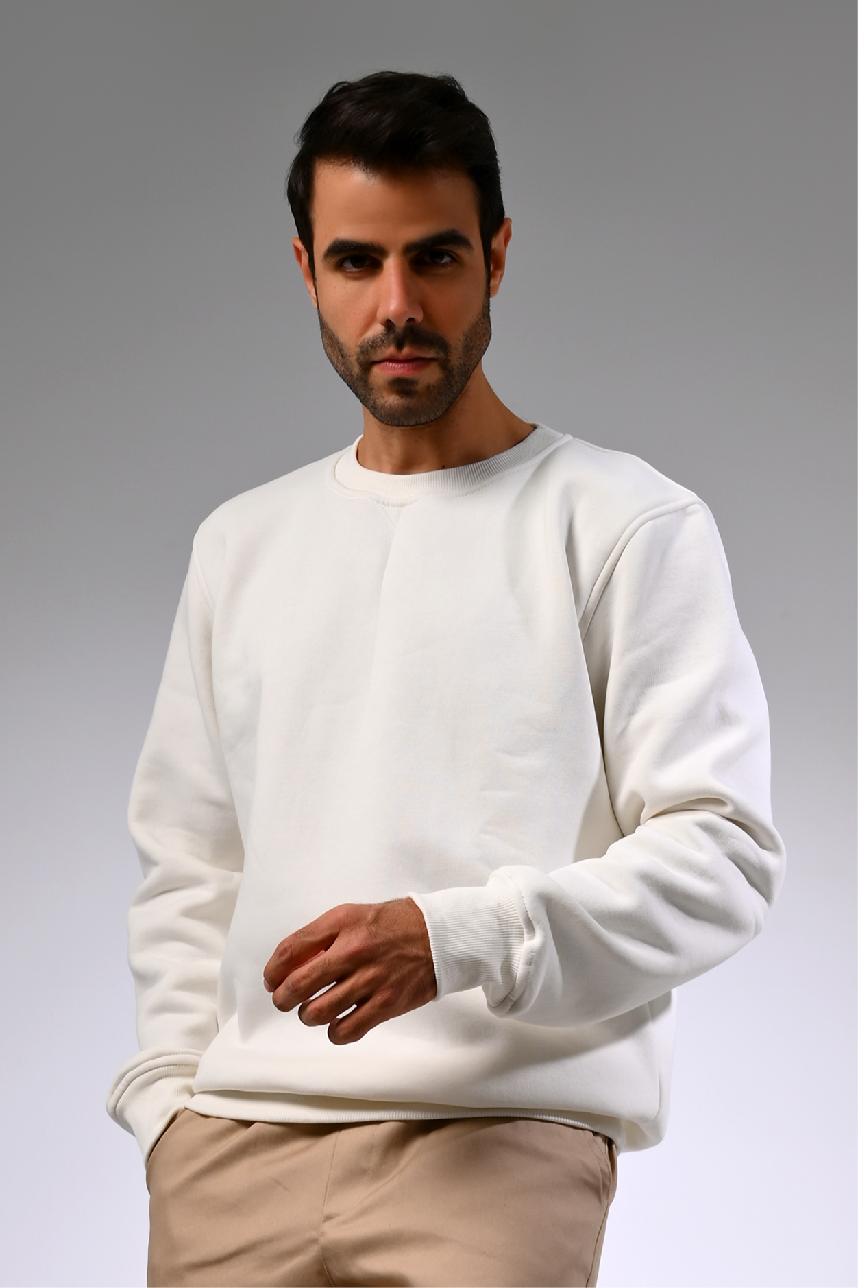 White Melton Sweatshirt