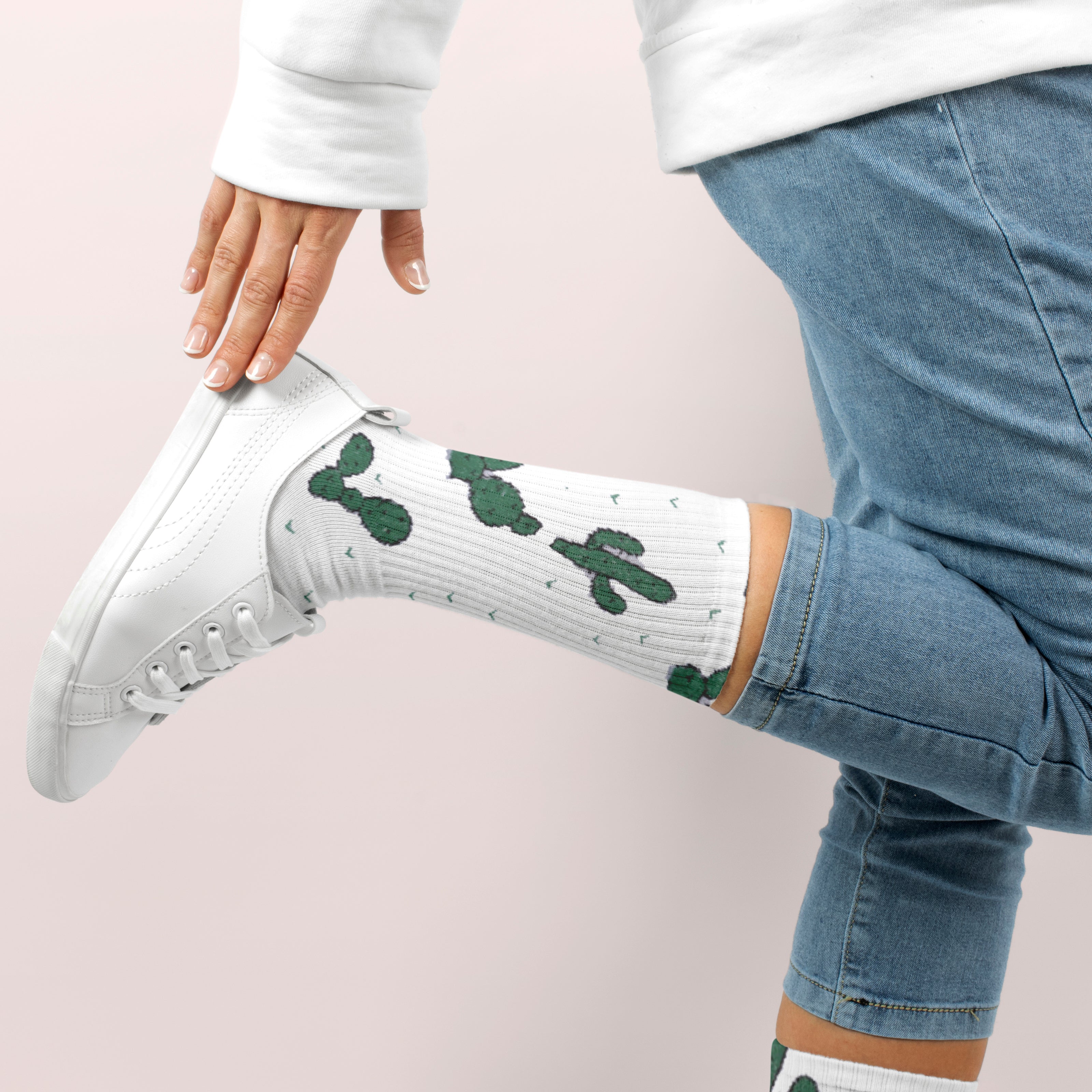 Cotton Cactus Print Crew Socks – White