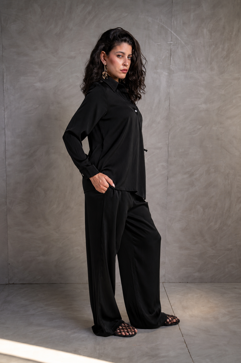 Wide Leg Fluid Pants - Black