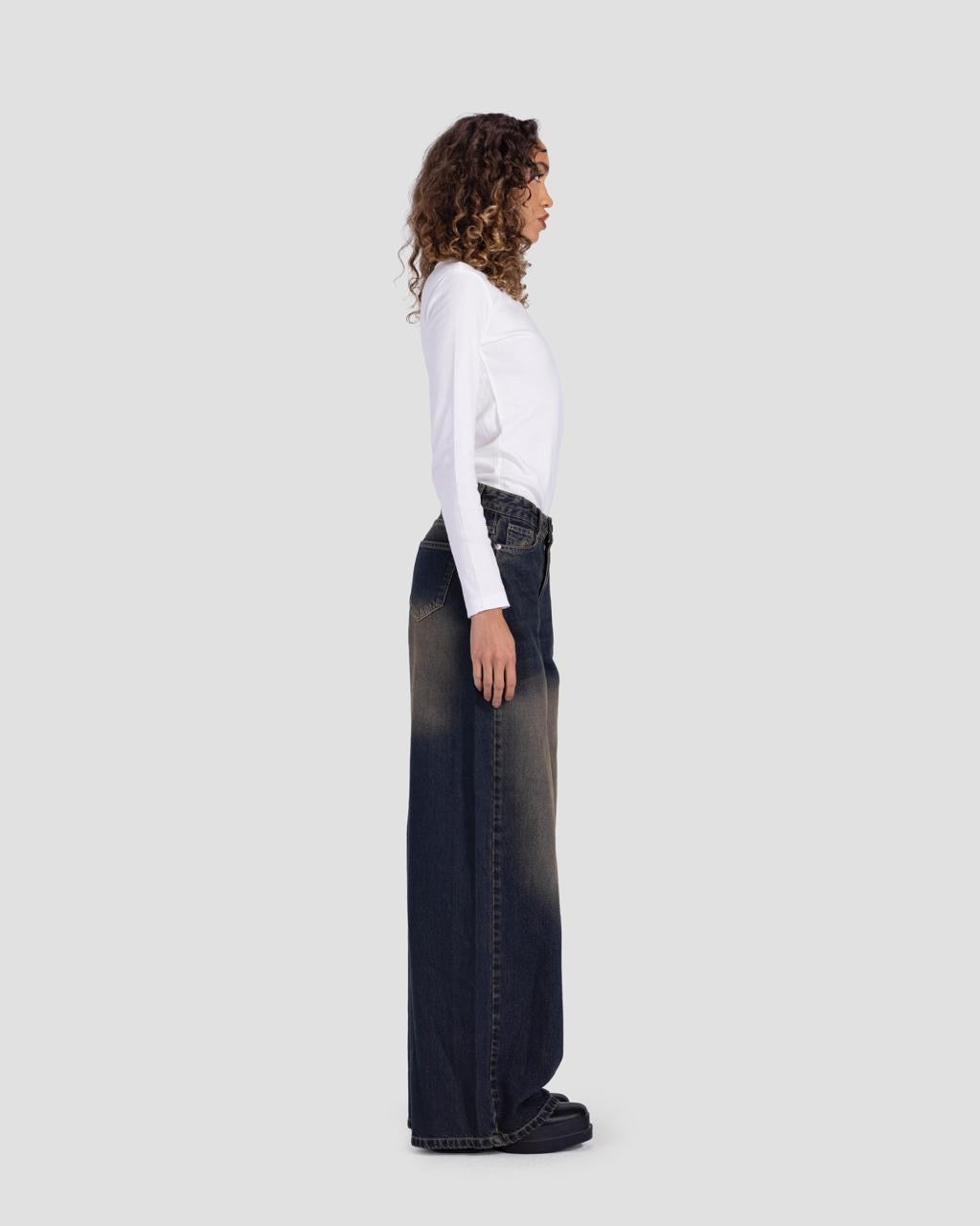 Basic wide-leg pants in dirty washed blue with brown shades