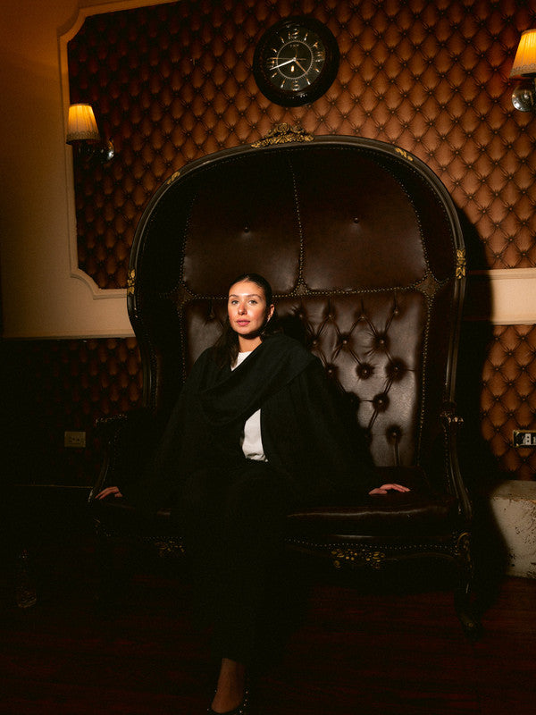 Suede Solid Poncho – Black