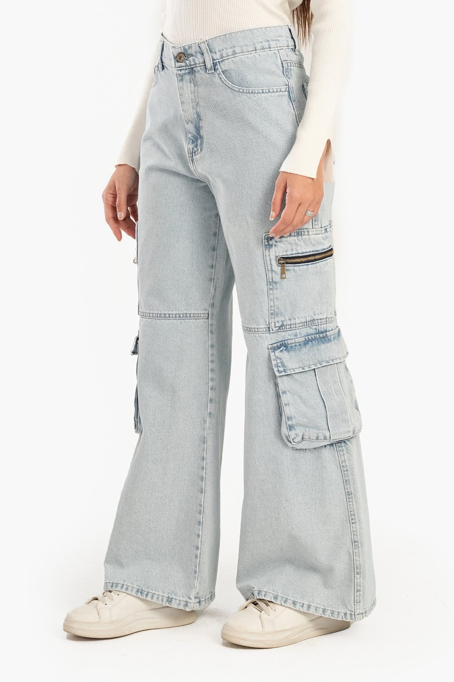 Vintage Wide-Leg Cargo Jeans