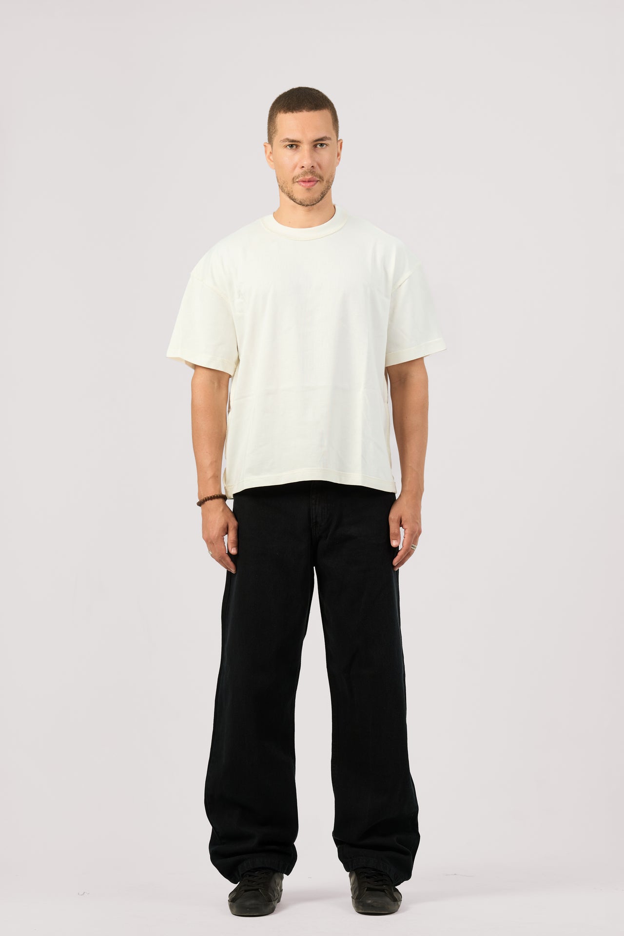 BLACK WIDE LEG JEANS