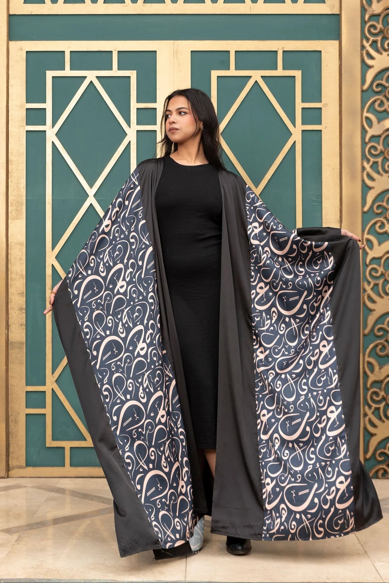 Satin Arabic letters Long Sleeve Kimono - Multicolor