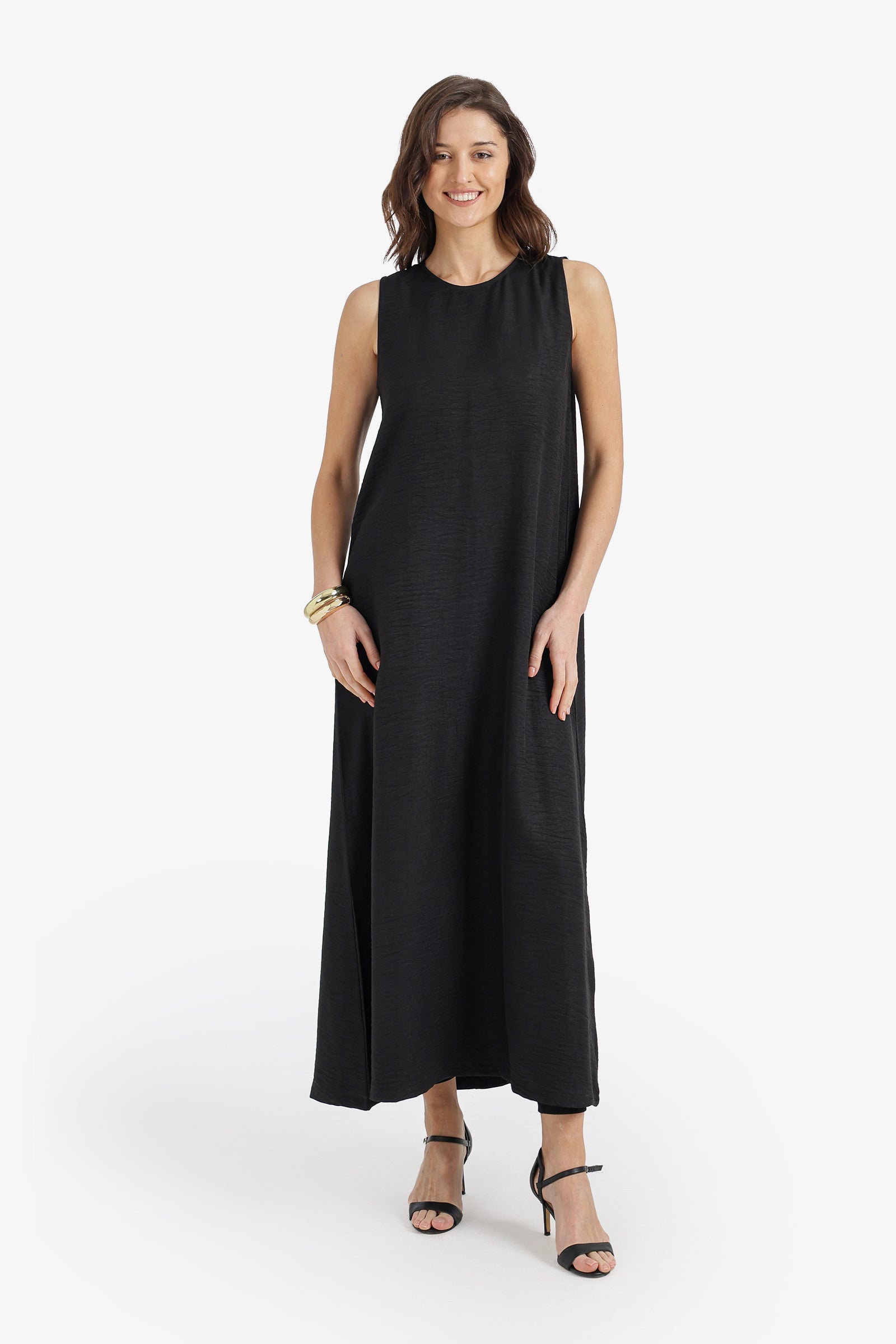 Textured Sleeveless Linen Maxi Dress – Black