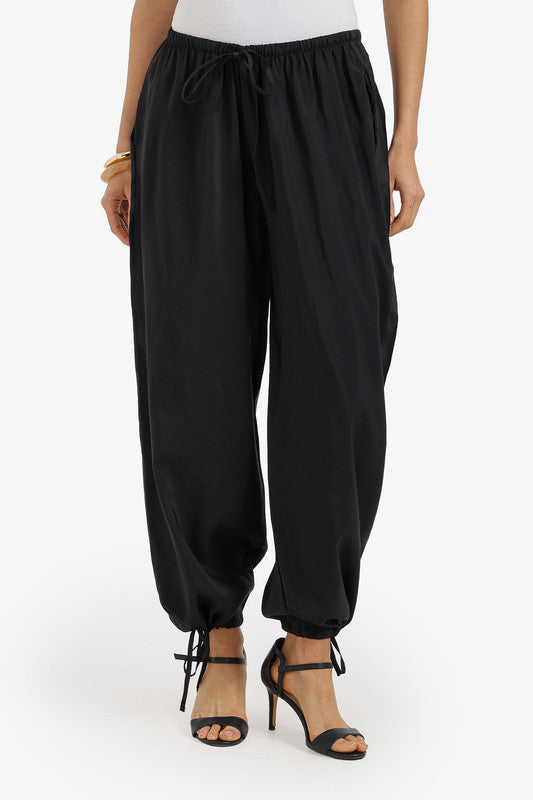 Plain Adjustable Waist Cinched Pants – Black