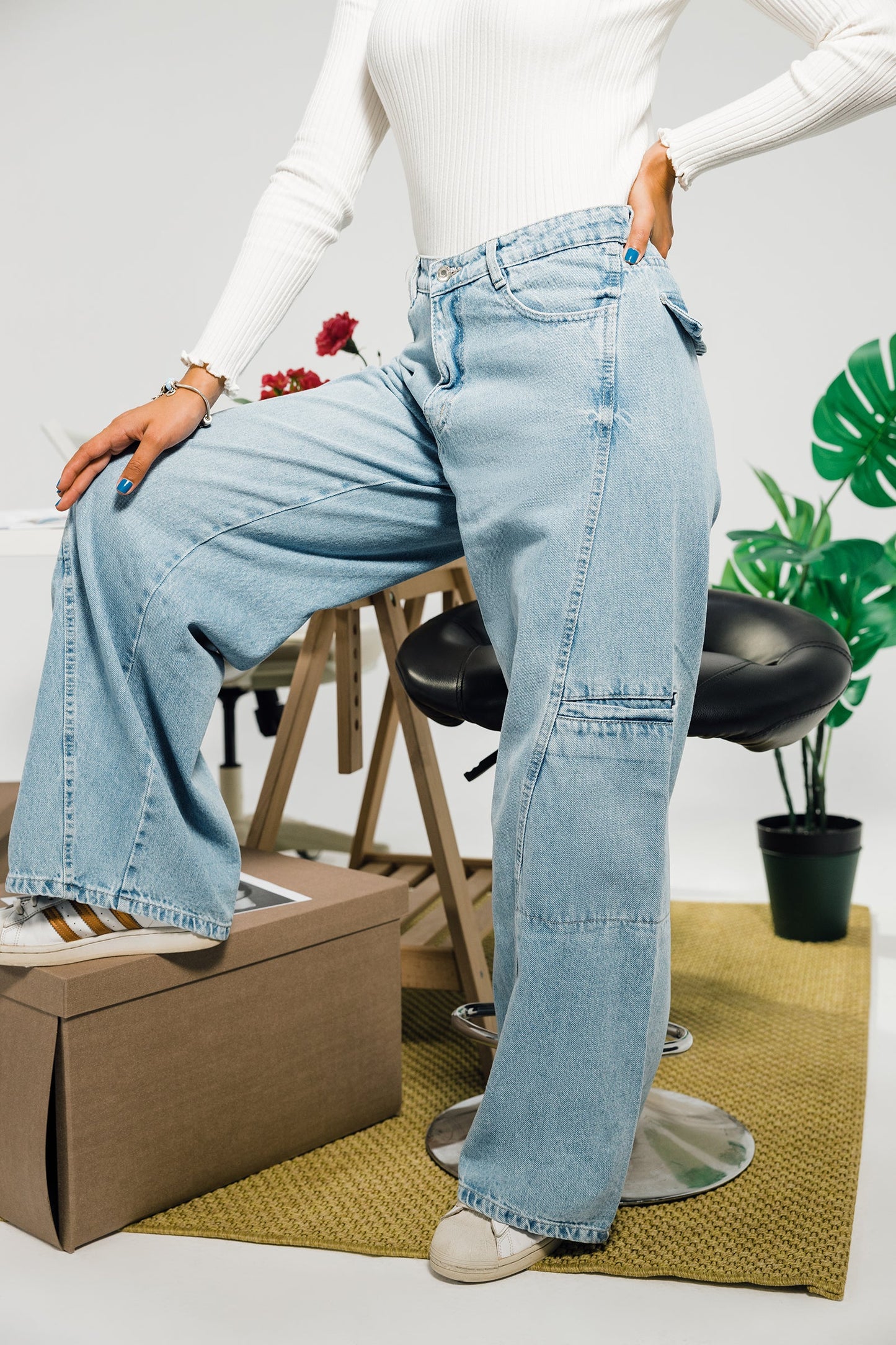 Jeans in Back Flap Pockets