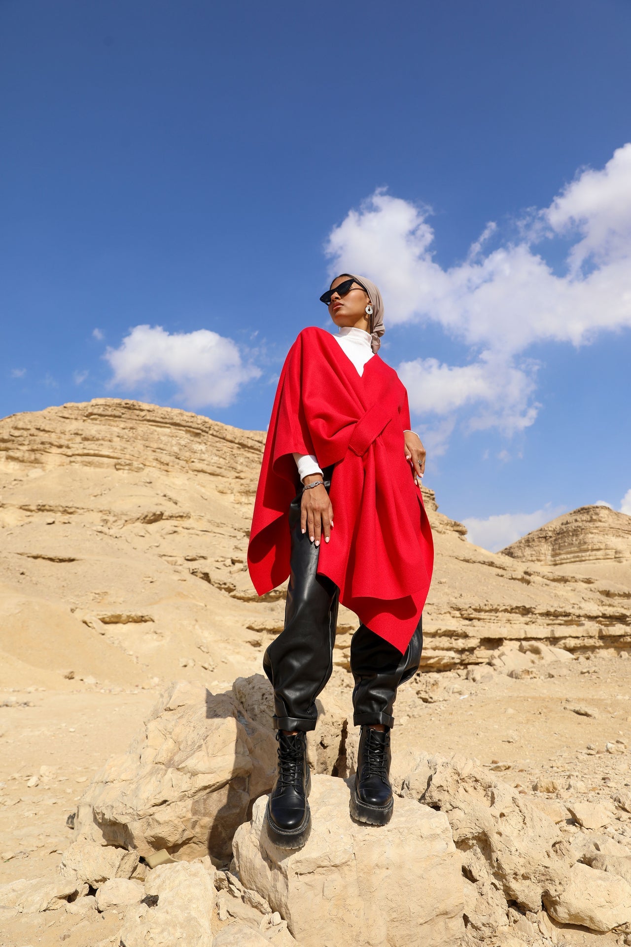 Cape W523