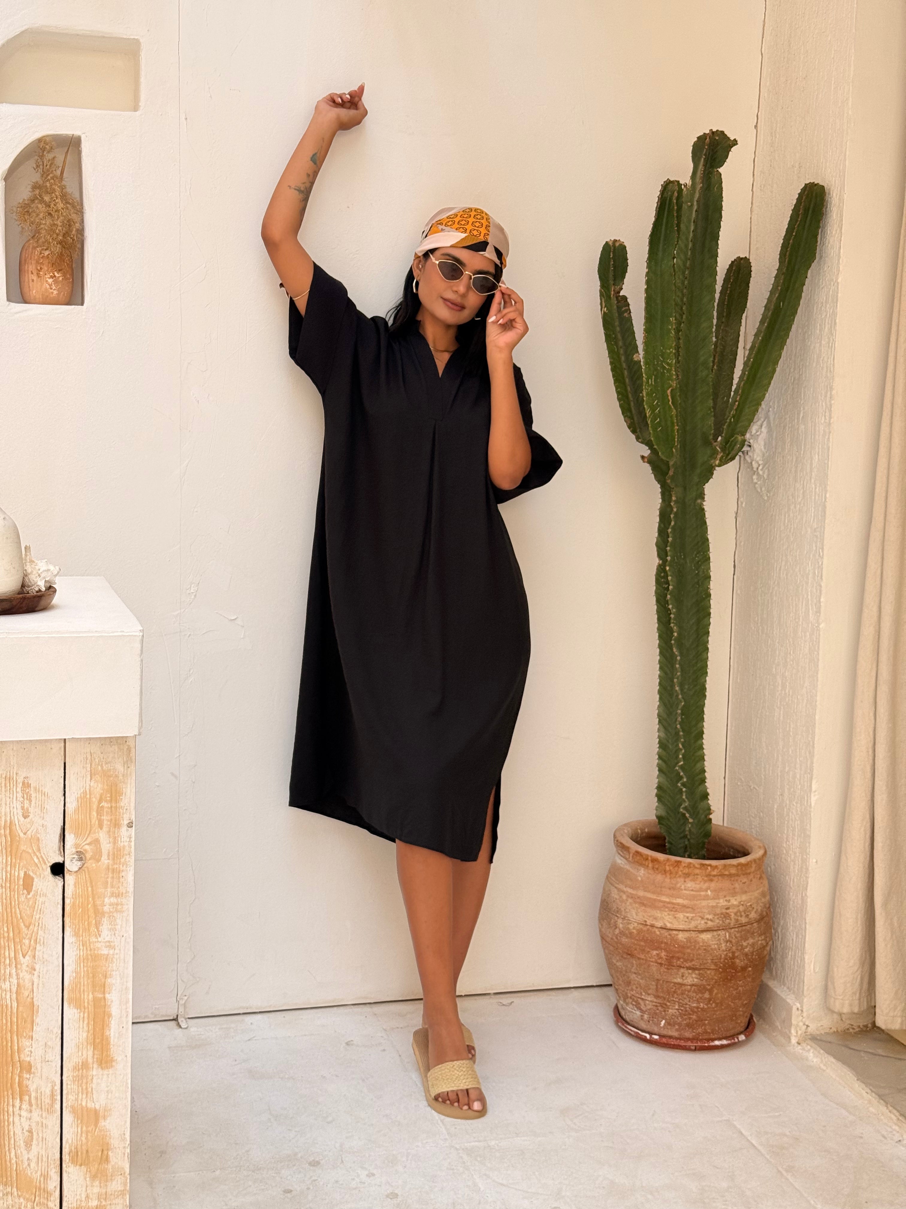 Solid Split Neck Midi Dress – Black