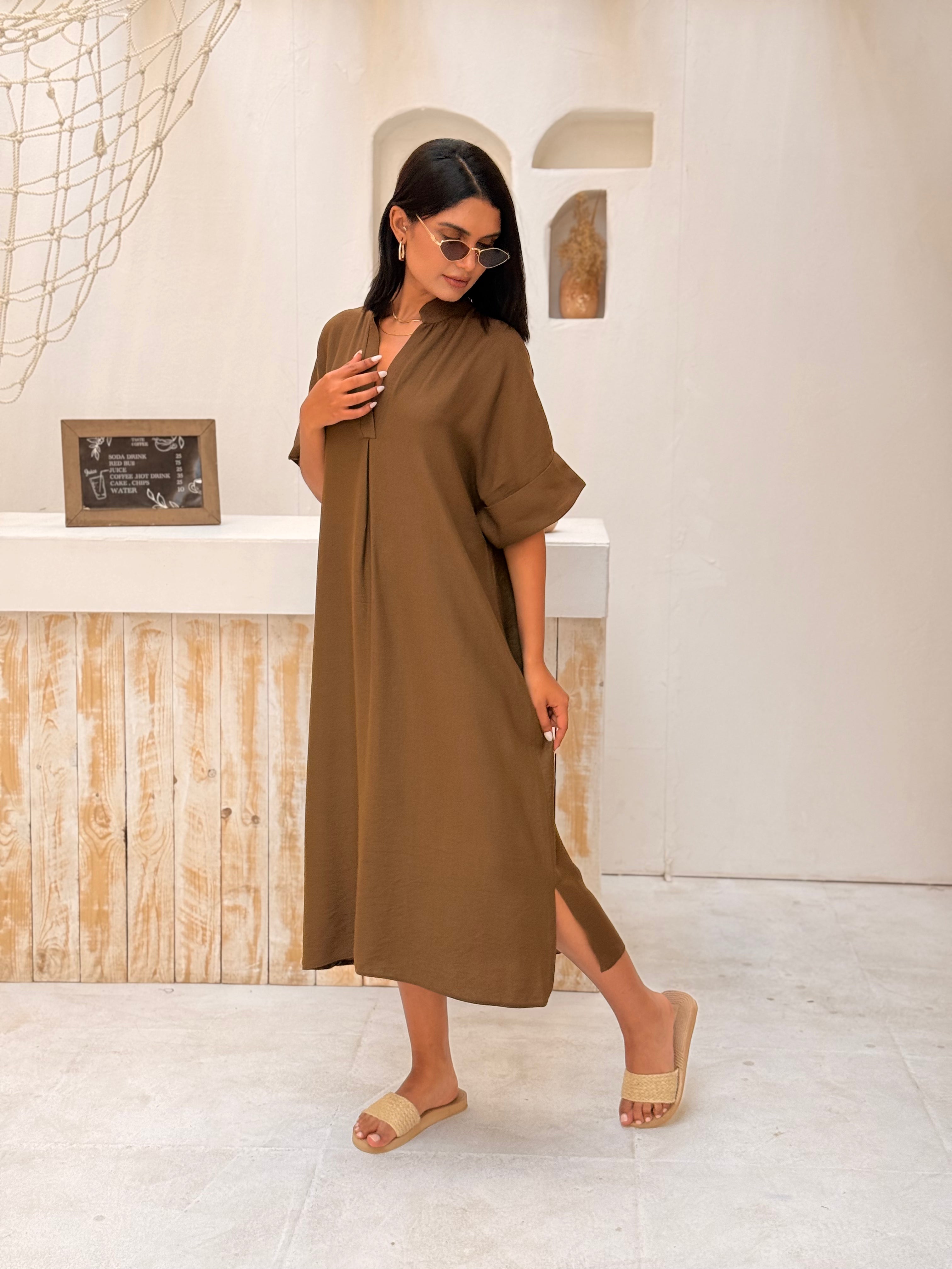 Solid Split Neck Midi Dress – Brown