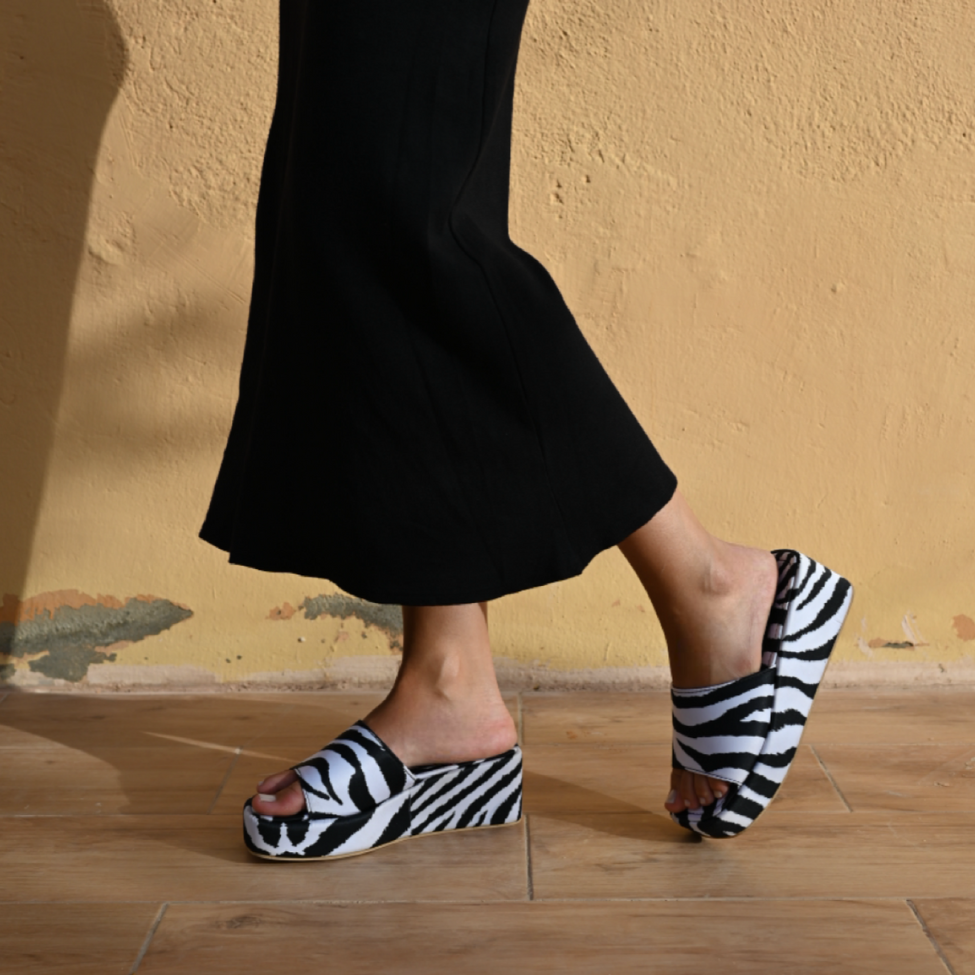 PLATFORMA ZEBRA SLIPPERS