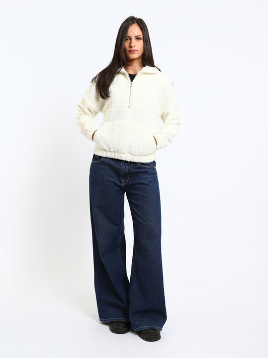 Teddy Fur Plain Half-Zip Sweatshirt – White
