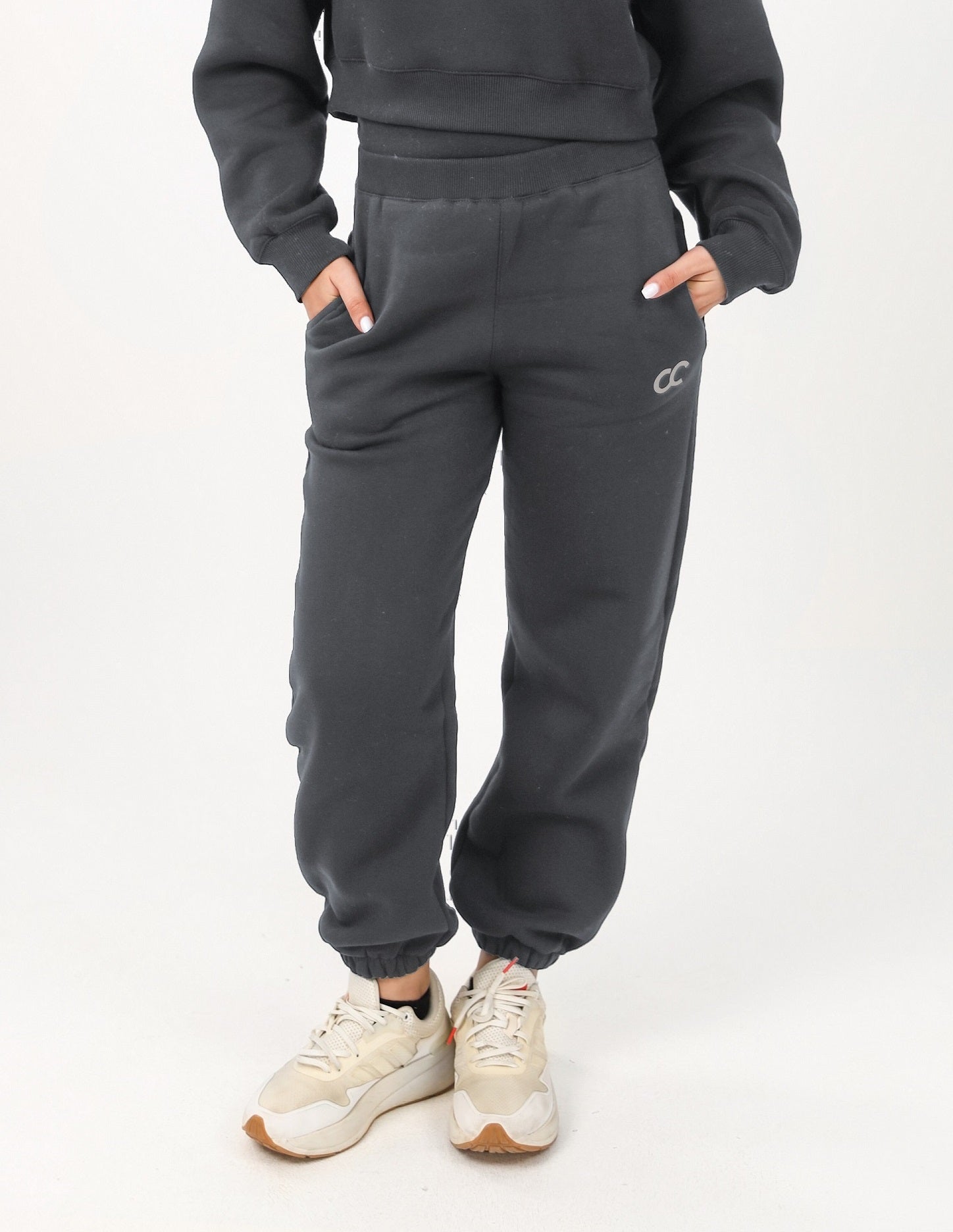 Milton Solid Sweatpants - Dark Grey
