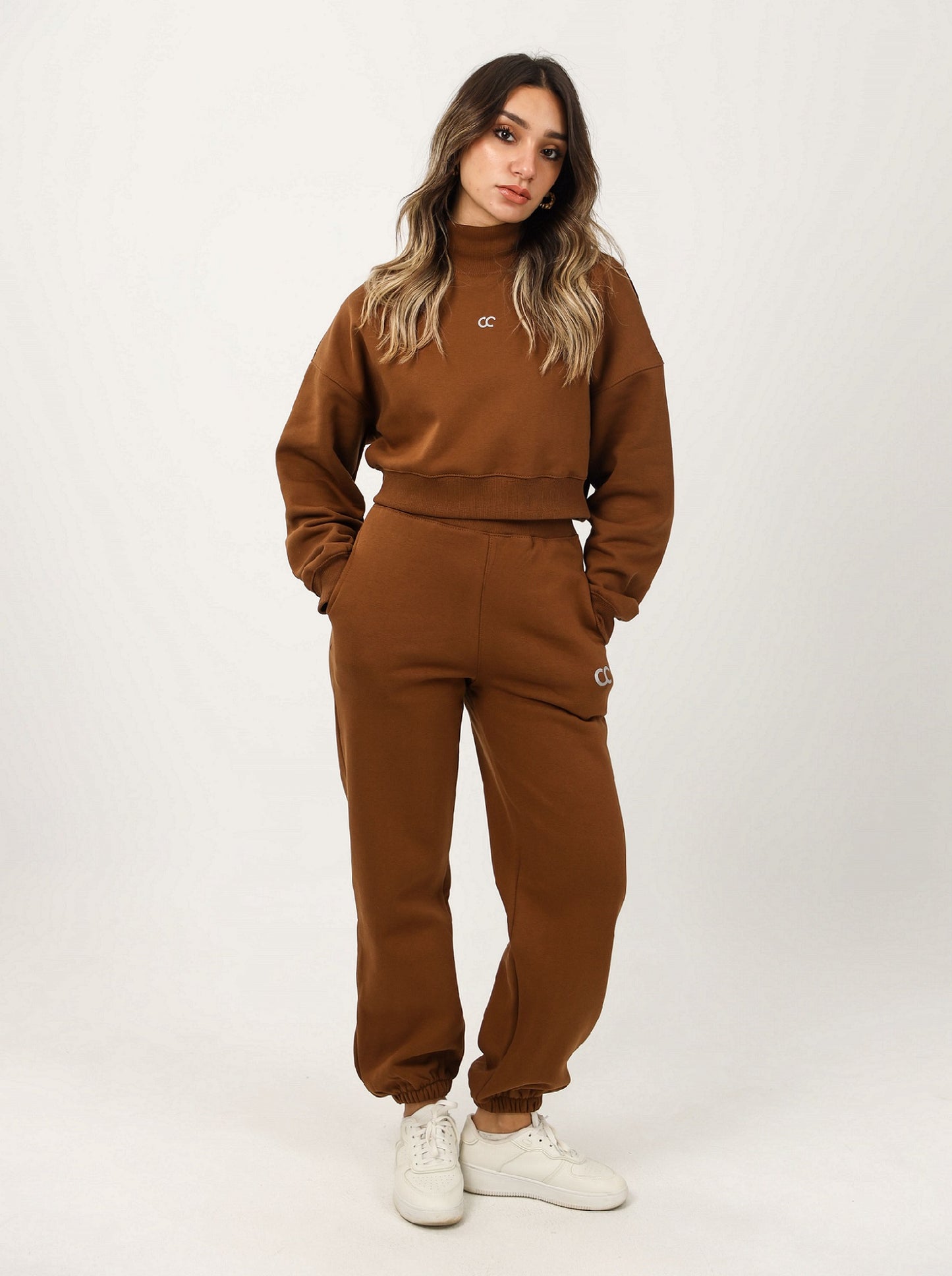 Crop Sweatshirt & Sweatpants Active Set