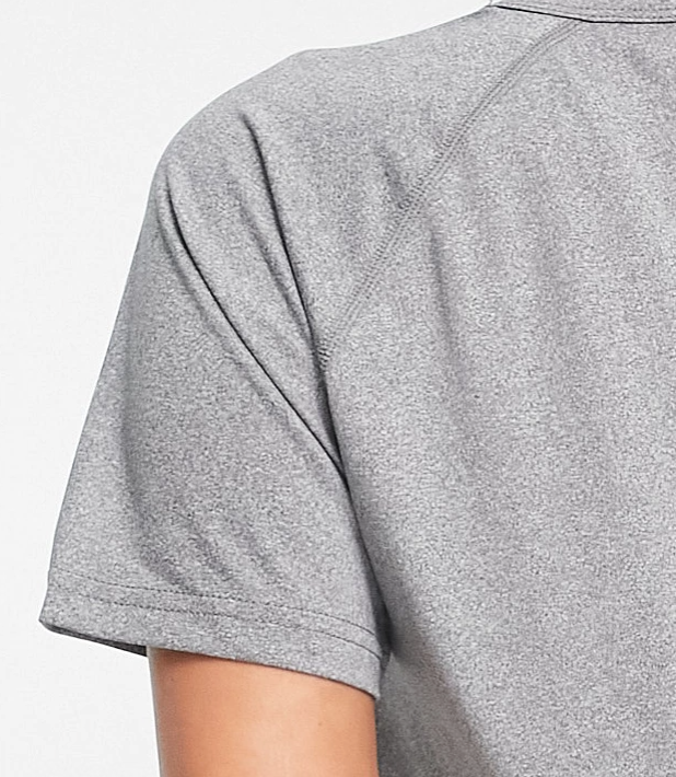 Slim fit men sportive training shirt