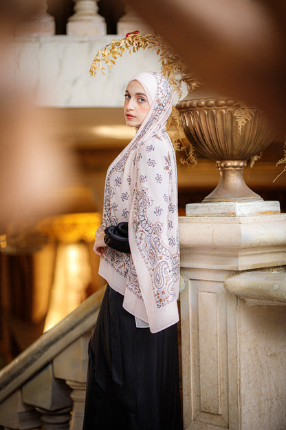 Vintage Vogue Hijab