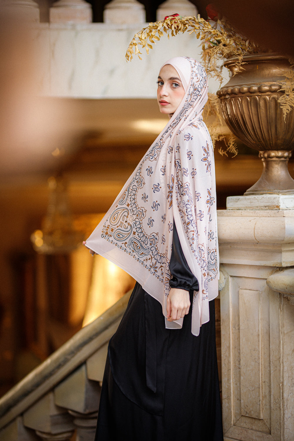 Vintage Vogue Hijab