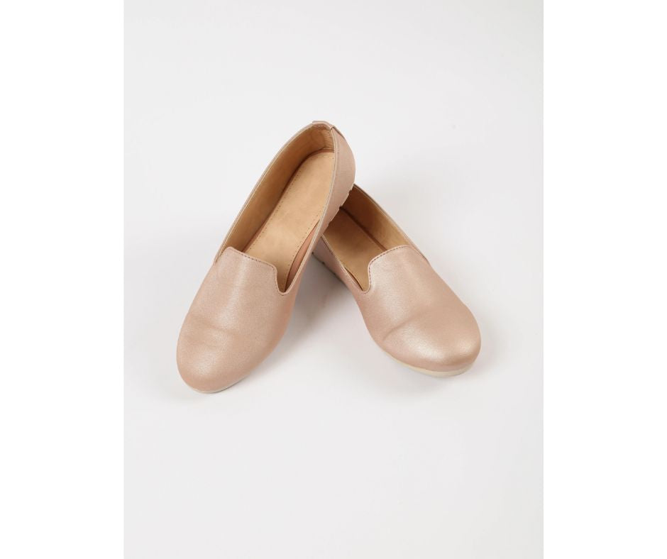 Leather Heel Ballerina Shoes Round Design Matte Satin Fabric