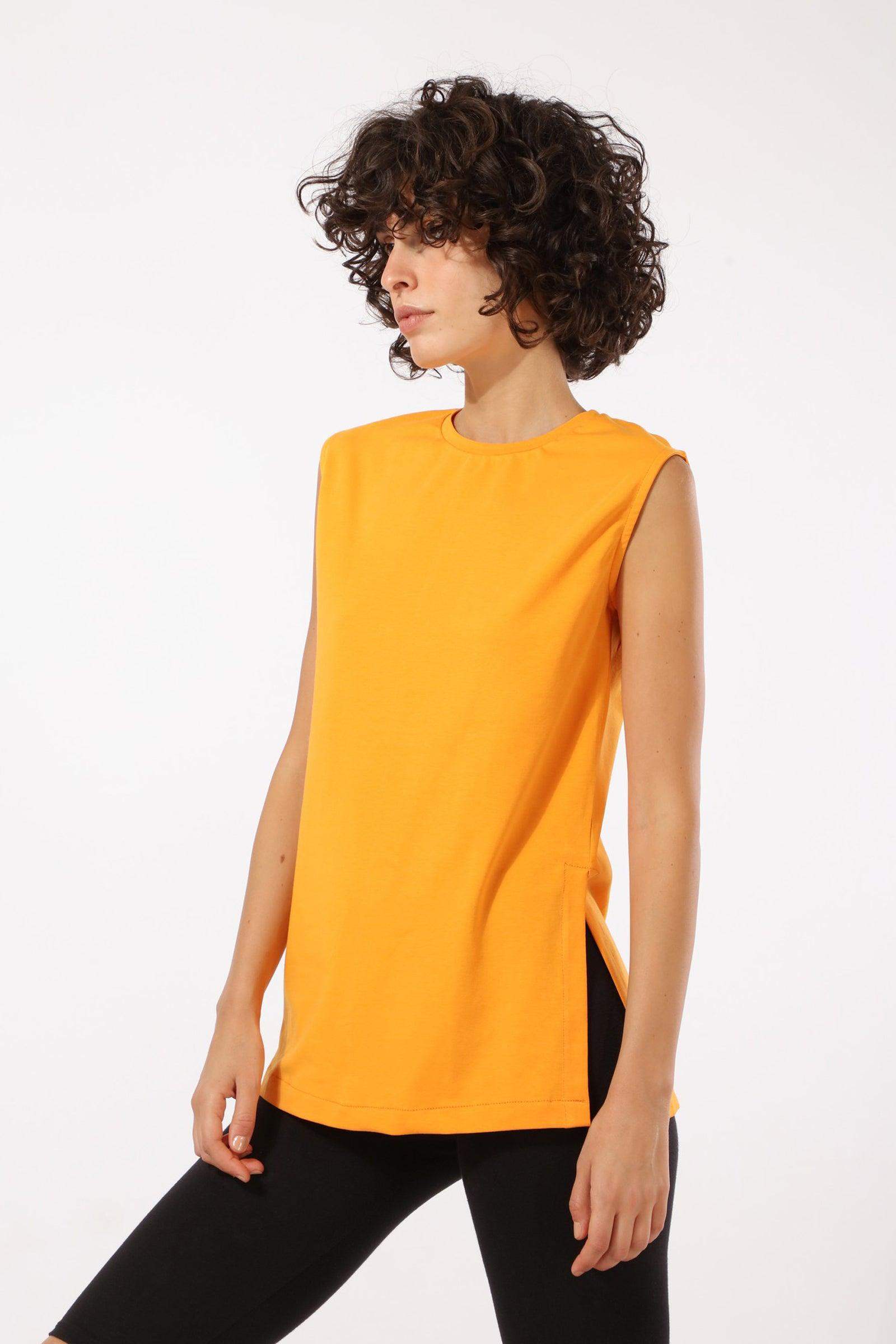 Basic Round Neck Top - Carina - ÙƒØ§Ø±ÙŠÙ†Ø§