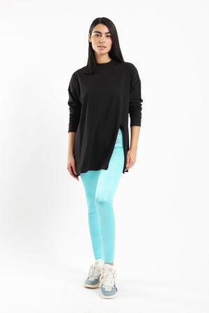 Basic Top With Front Slit - Clue Wear