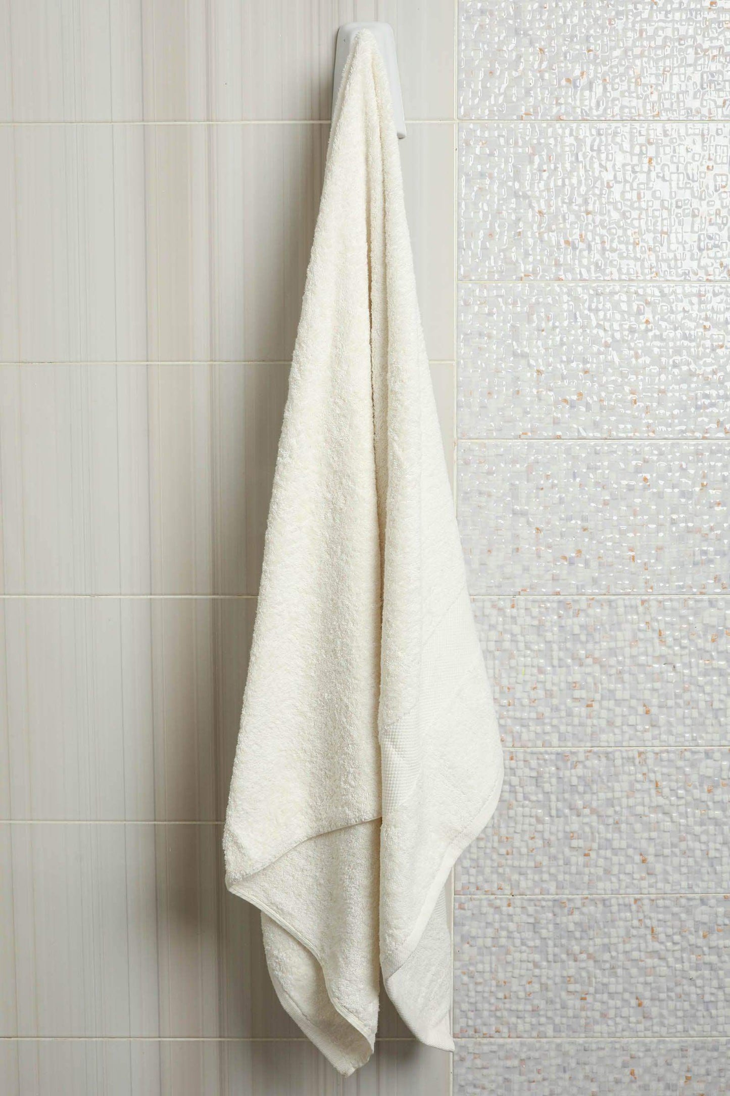 Bath Towel - 170x90 cm - Carina - ÙƒØ§Ø±ÙŠÙ†Ø§