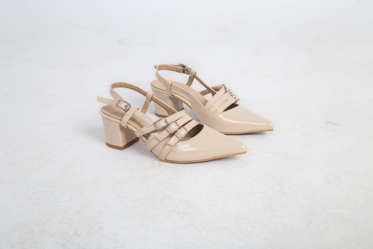Patent Solid Slingback Heels – Beige