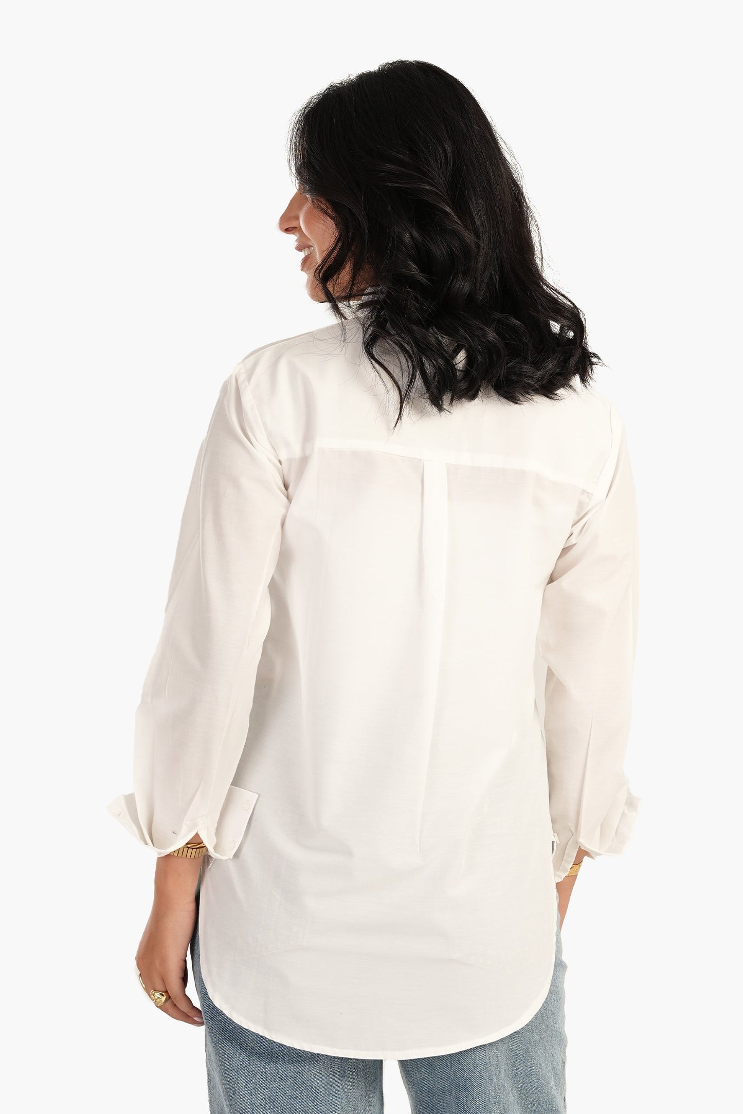 Basic Shirt with Round Hem