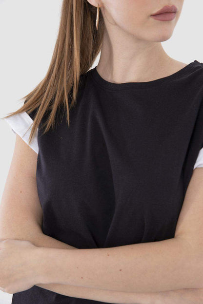 Cotton Cap Sleeves T-shirt With Contrast Trim - Carina - ÙƒØ§Ø±ÙŠÙ†Ø§