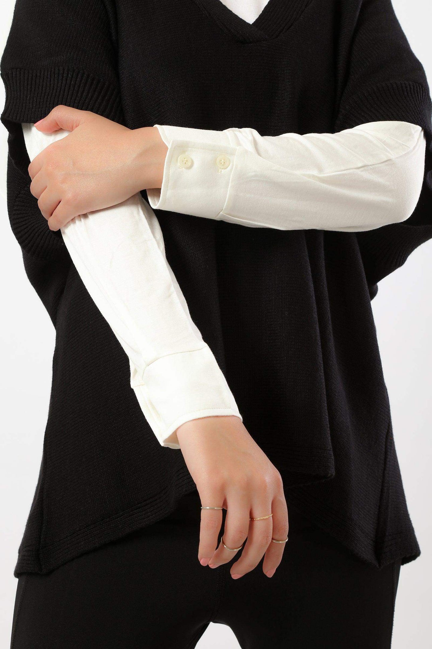 Detachable Sleeves with Buttoned Cuffs - Carina - ÙƒØ§Ø±ÙŠÙ†Ø§