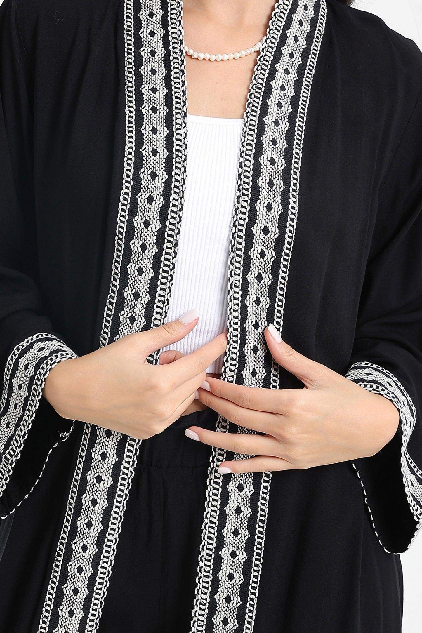 Embroidery Open Neckline Kimono - Carina - ÙƒØ§Ø±ÙŠÙ†Ø§