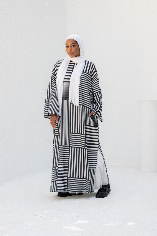 Striped Relaxed Fit Kaftan Dress – Black & White