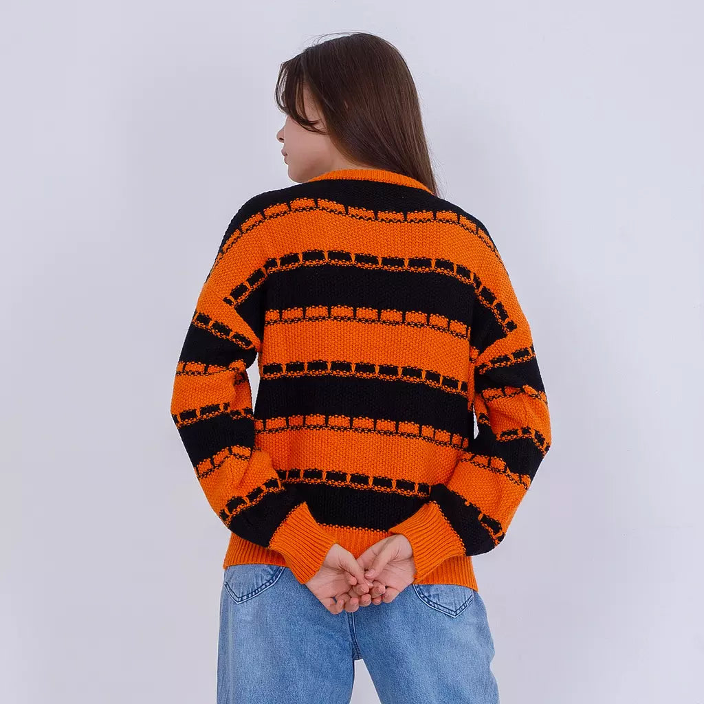 Bi-Tone Stripped pullover