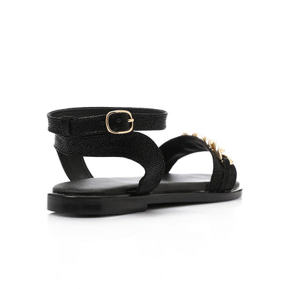 Fashionable Sandal Flat