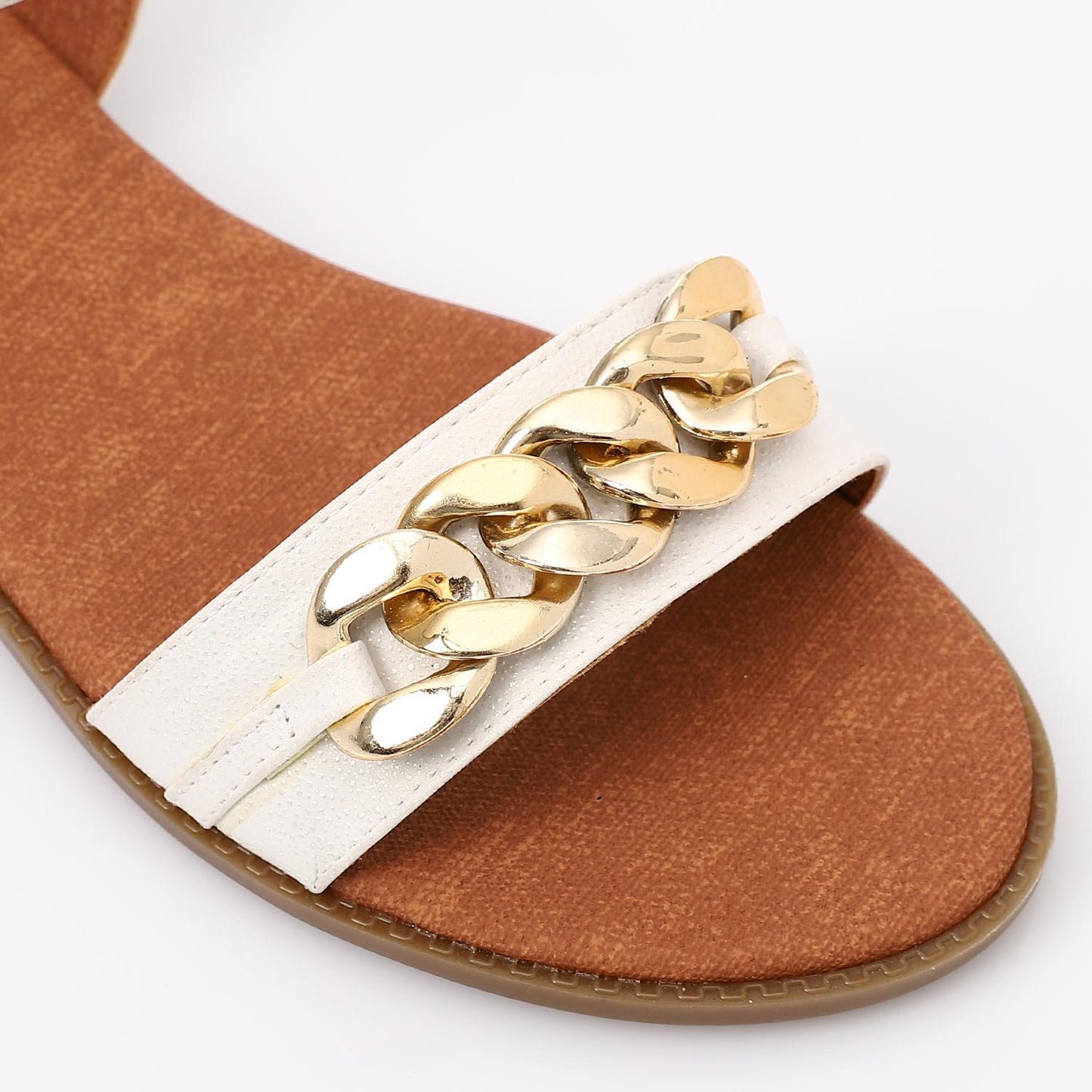 Fashionable Sandal Flat