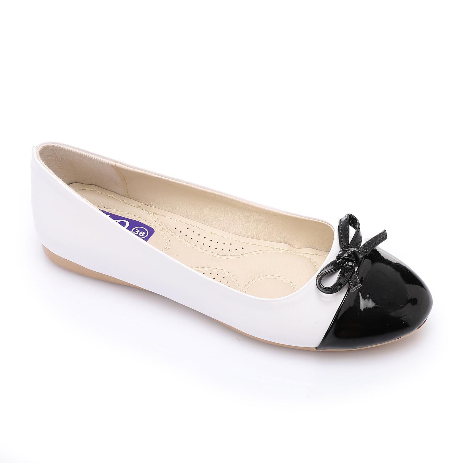Patent Leather Bi-Toned Ballerinas - White & Black
