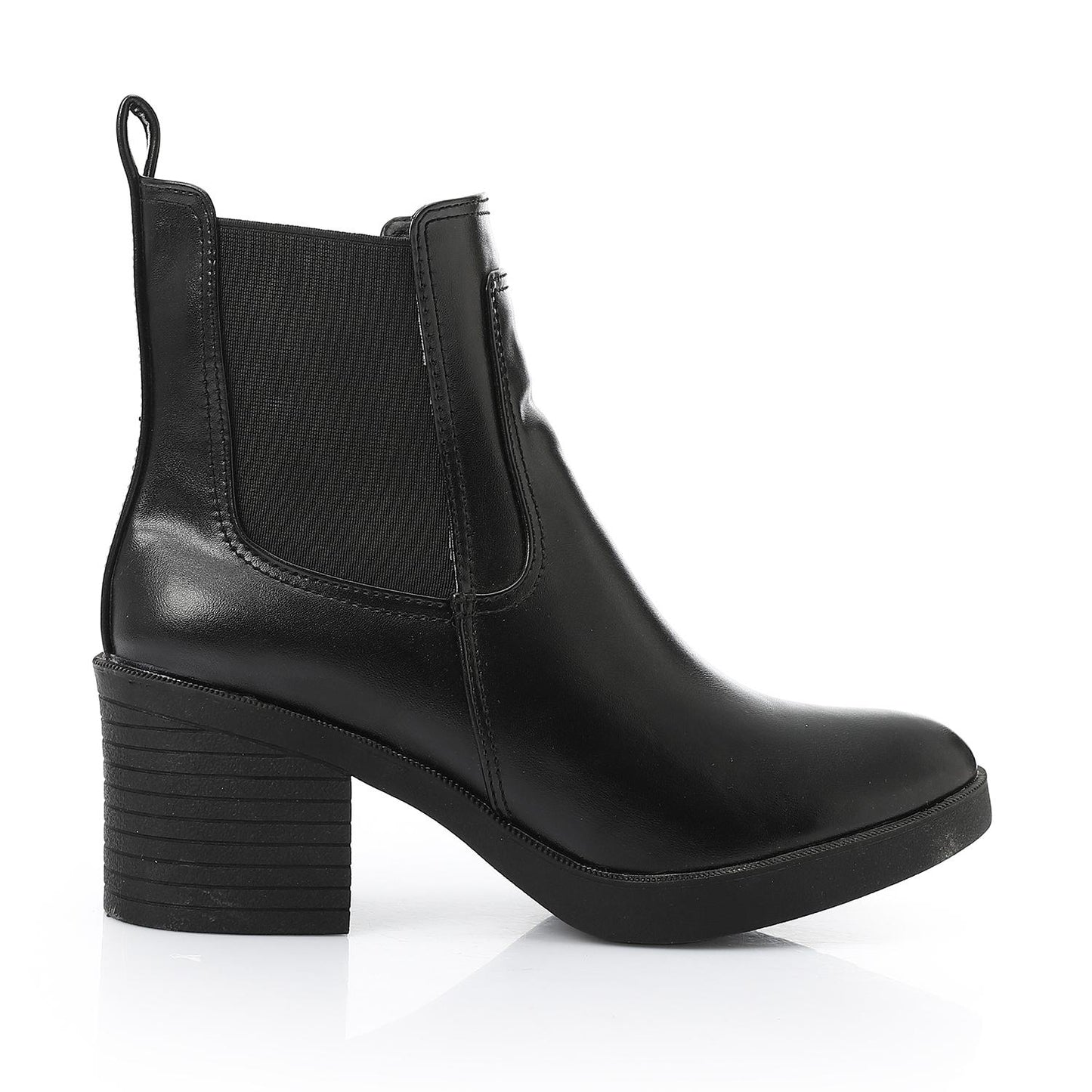 Leather Solid Ankle Boots – Black