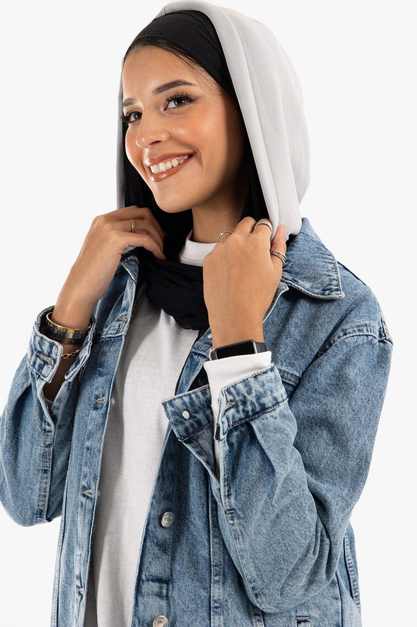 Hooded Denim Jacket - Carina - ÙƒØ§Ø±ÙŠÙ†Ø§