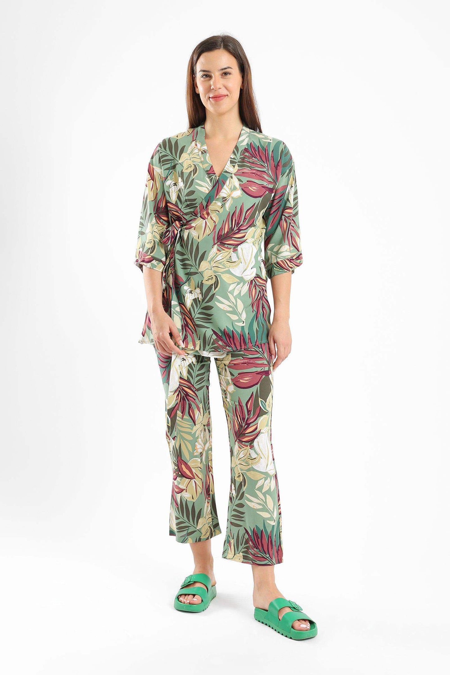 Leafy Printed Pyjama Set - Carina - ÙƒØ§Ø±ÙŠÙ†Ø§